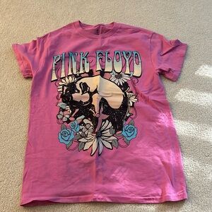 Women’s graphic t shirt